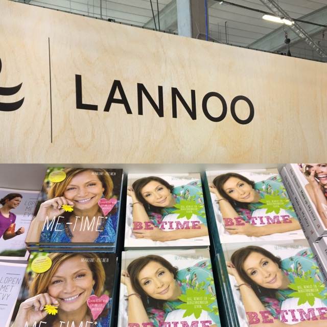 De boekenbeurs is leuk , ook voor schrijvers